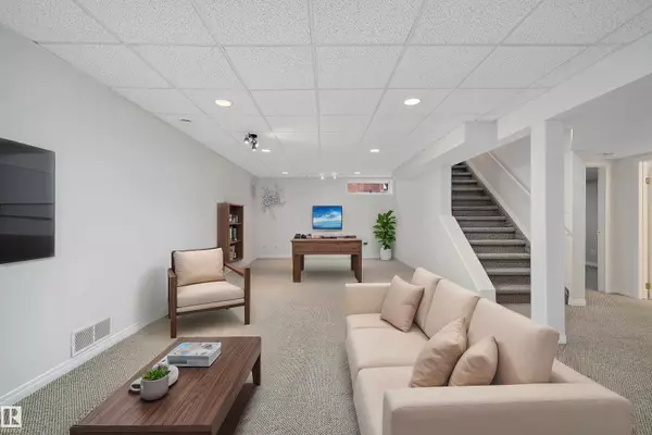 Edmonton, AB T5T 6E2,442 BRECKENRIDGE LN NW