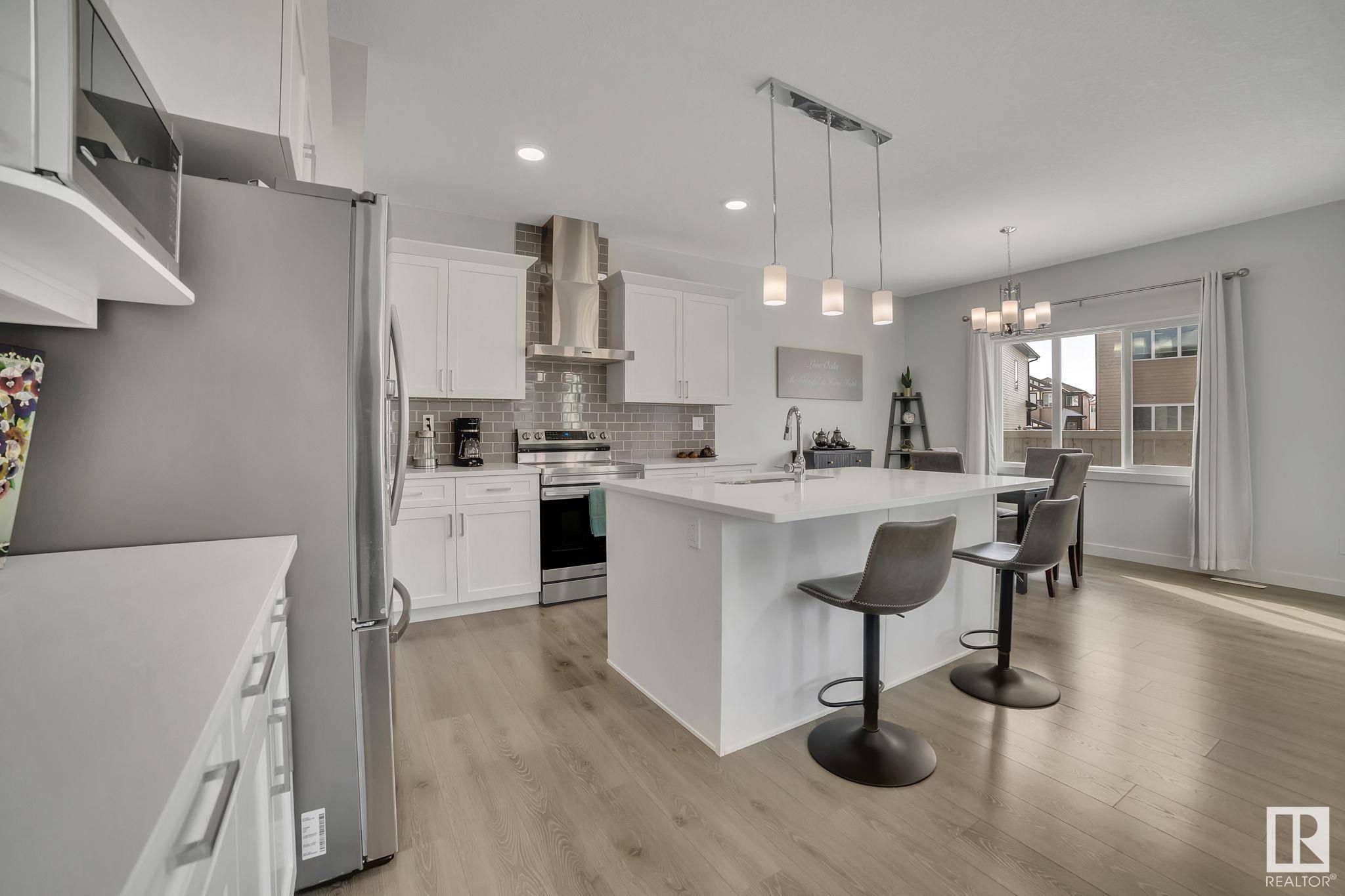 Edmonton, AB T6M 1J3,171 EDGEMONT RD NW