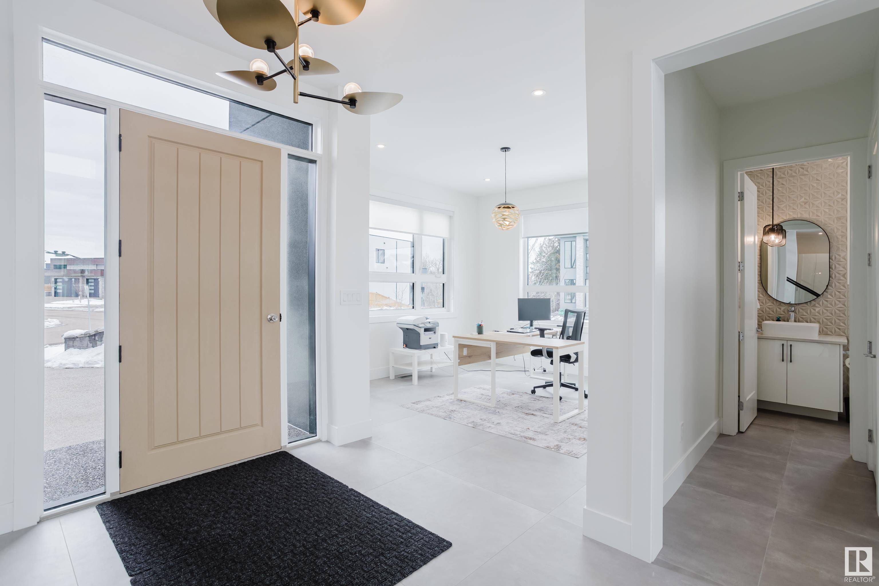 Edmonton, AB T6W 2E2,4703 Woolsey CM NW