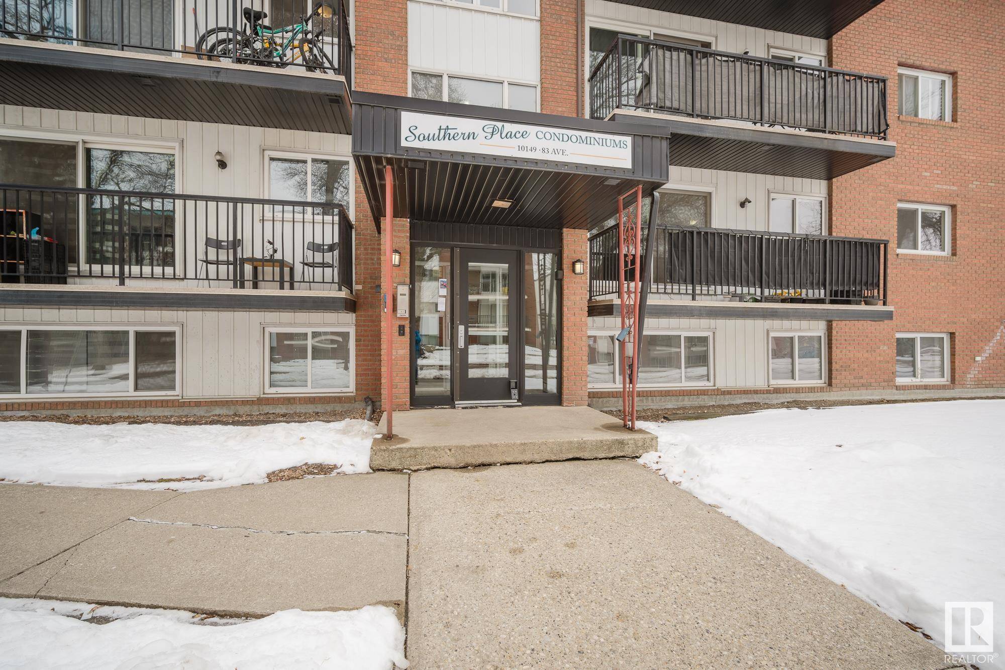 Edmonton, AB T6E 2C5,#207 10149 83 AV NW