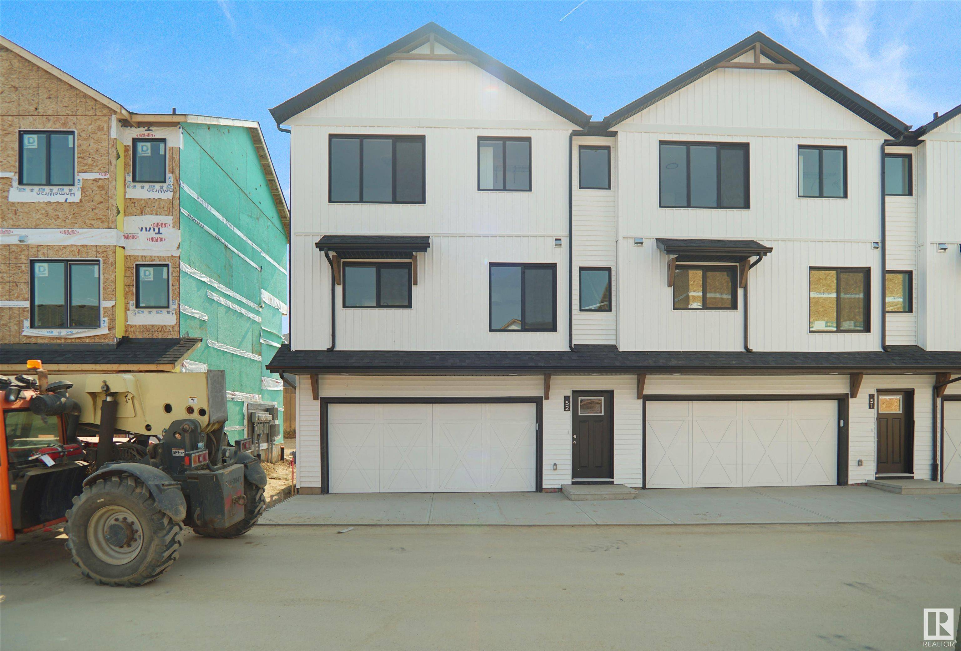#43 525 Secord BV NW, Edmonton, AB T5T 7V3
