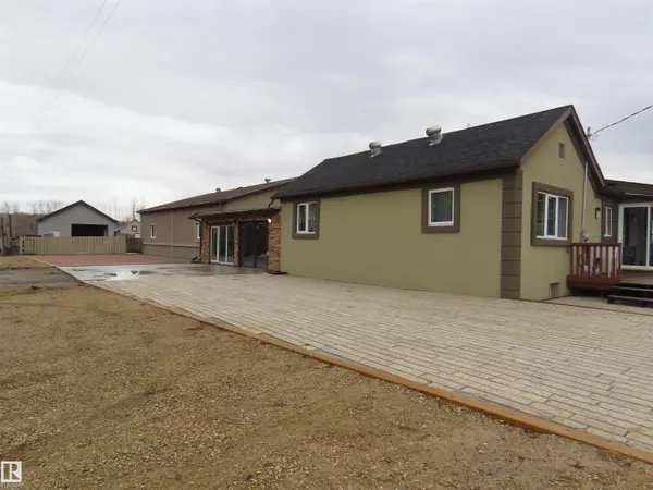 57013 RR 70, Rural Lac Ste. Anne County, AB T0E 2A0