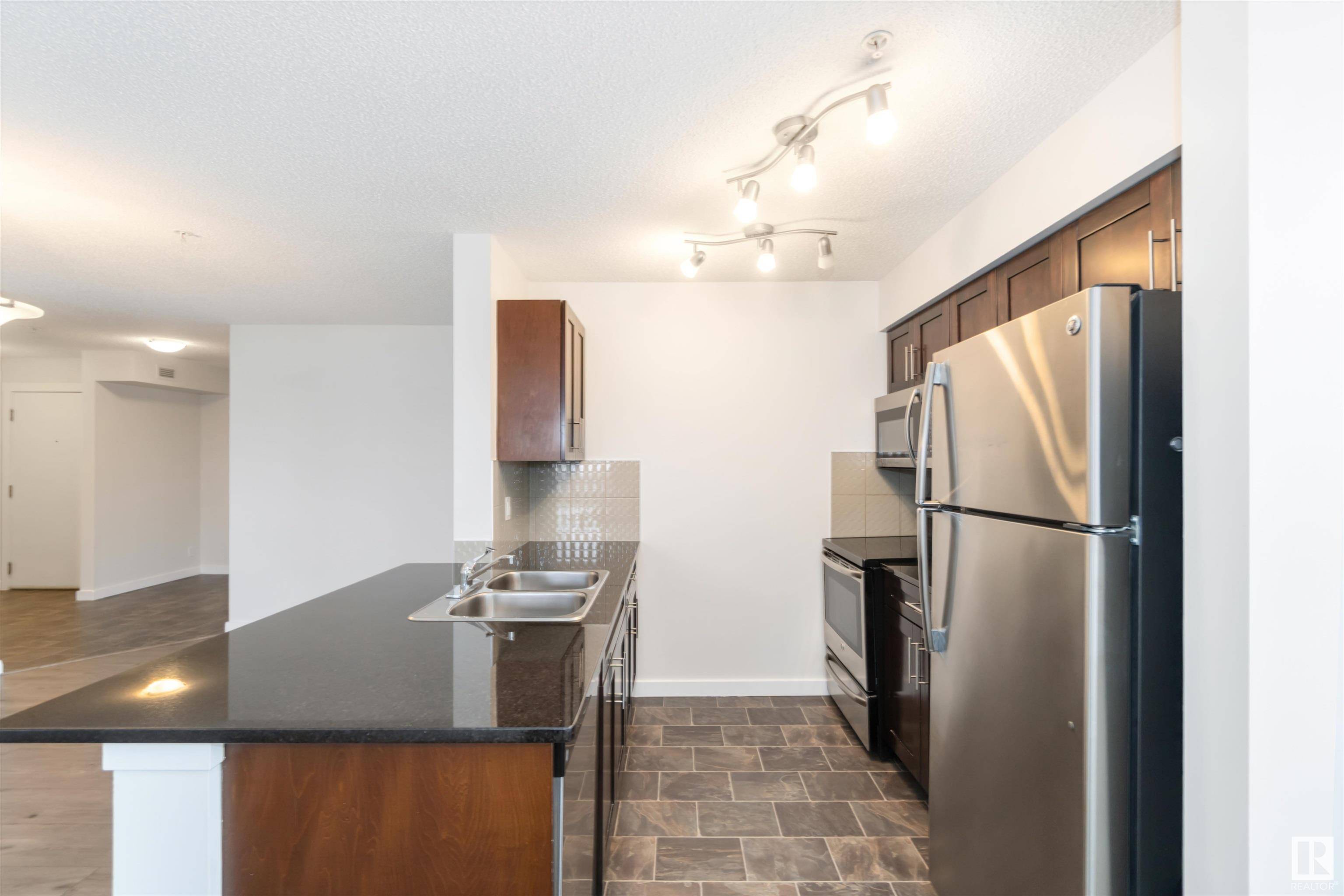 Edmonton, AB T6R 0W3,#301 5810 MULLEN PL NW