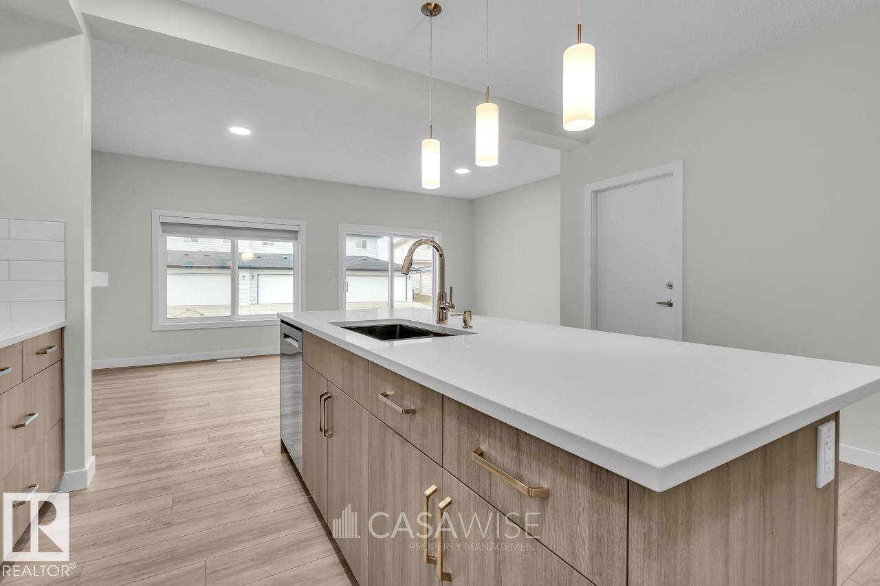 Leduc, AB T2R 0A2,302 Brae WY