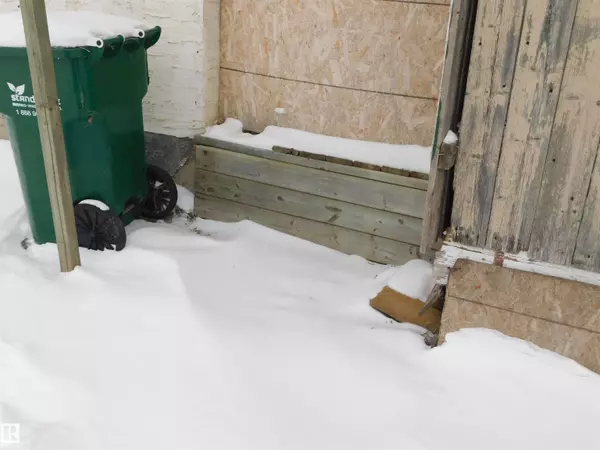 Lamont, AB T0B 0G0,5507 52 AV