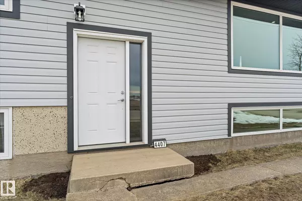 Drayton Valley, AB T7A 1G8,4407 47 ST