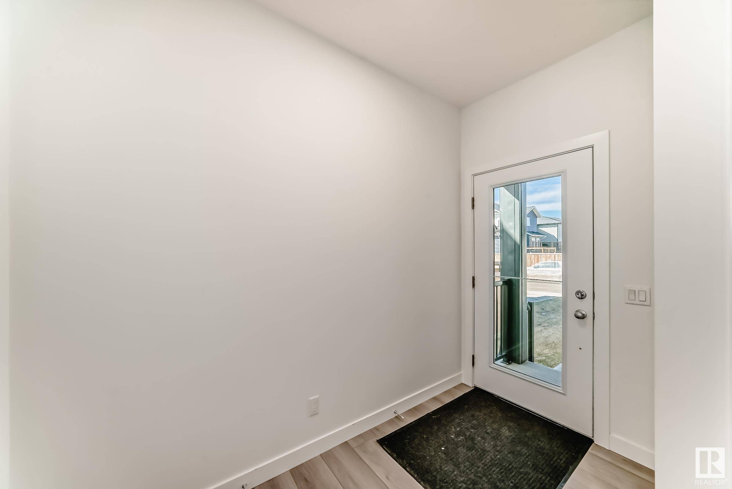 Edmonton, AB T6W 5B3,3409 CRAIG LANDING LD SW