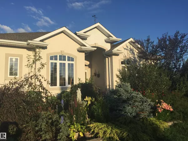 Rural Strathcona County, AB T8B 1K8,51208 RGE ROAD 233