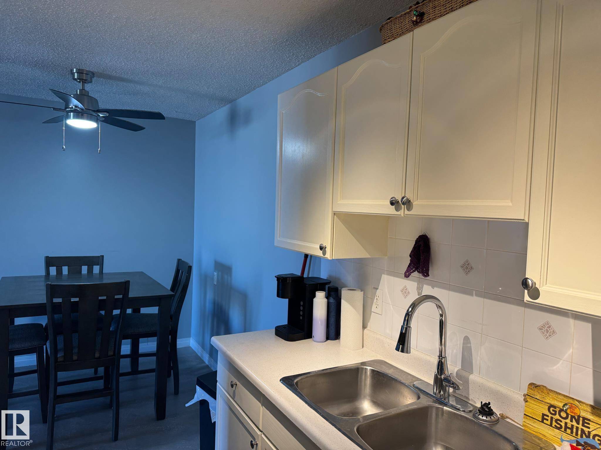 Edmonton, AB T5H 3C7,#402 10615 110 ST NW NW