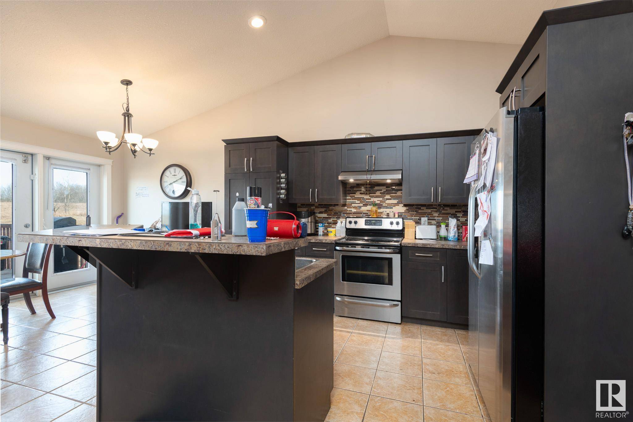Cold Lake, AB T9M 0E9,504 LAKEWOOD CL