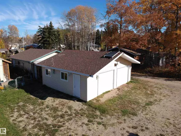 Rural Lac Ste. Anne County, AB T0E 0A0,4623 47 AV