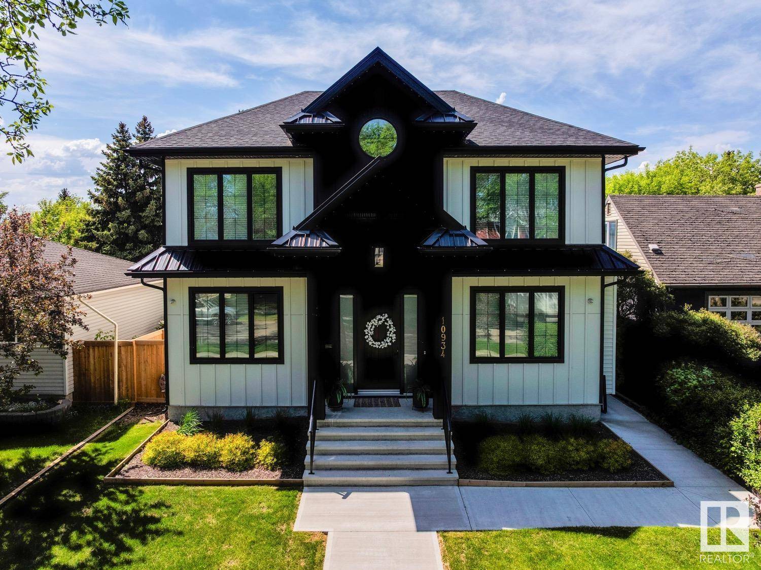 Edmonton, AB T5M 1B4,10934 131 ST NW