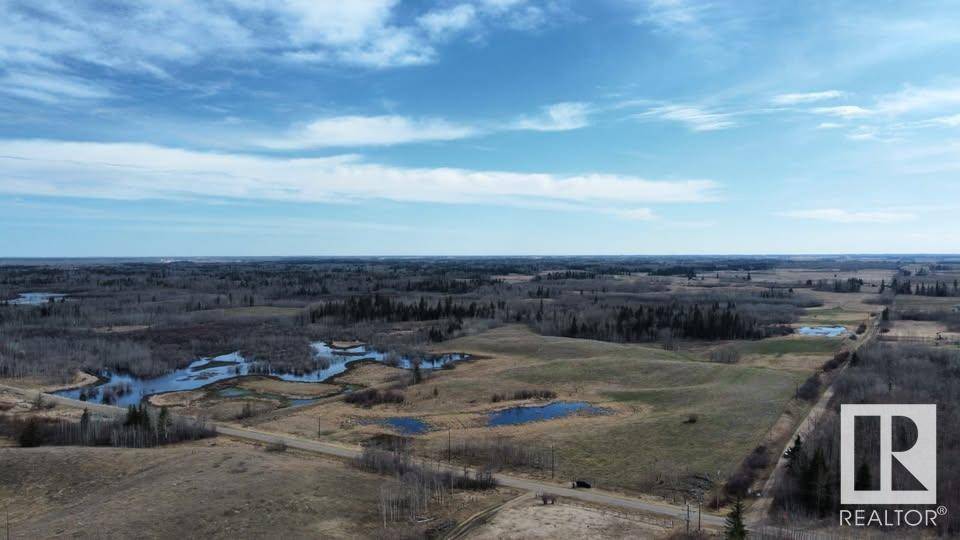 Rural Strathcona County, AB T8A 0Z7,56219 RR 211
