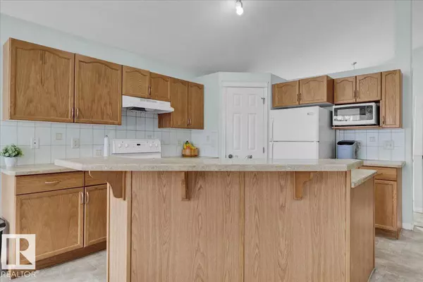 Edmonton, AB T5Z 0C7,17935 84 ST NW