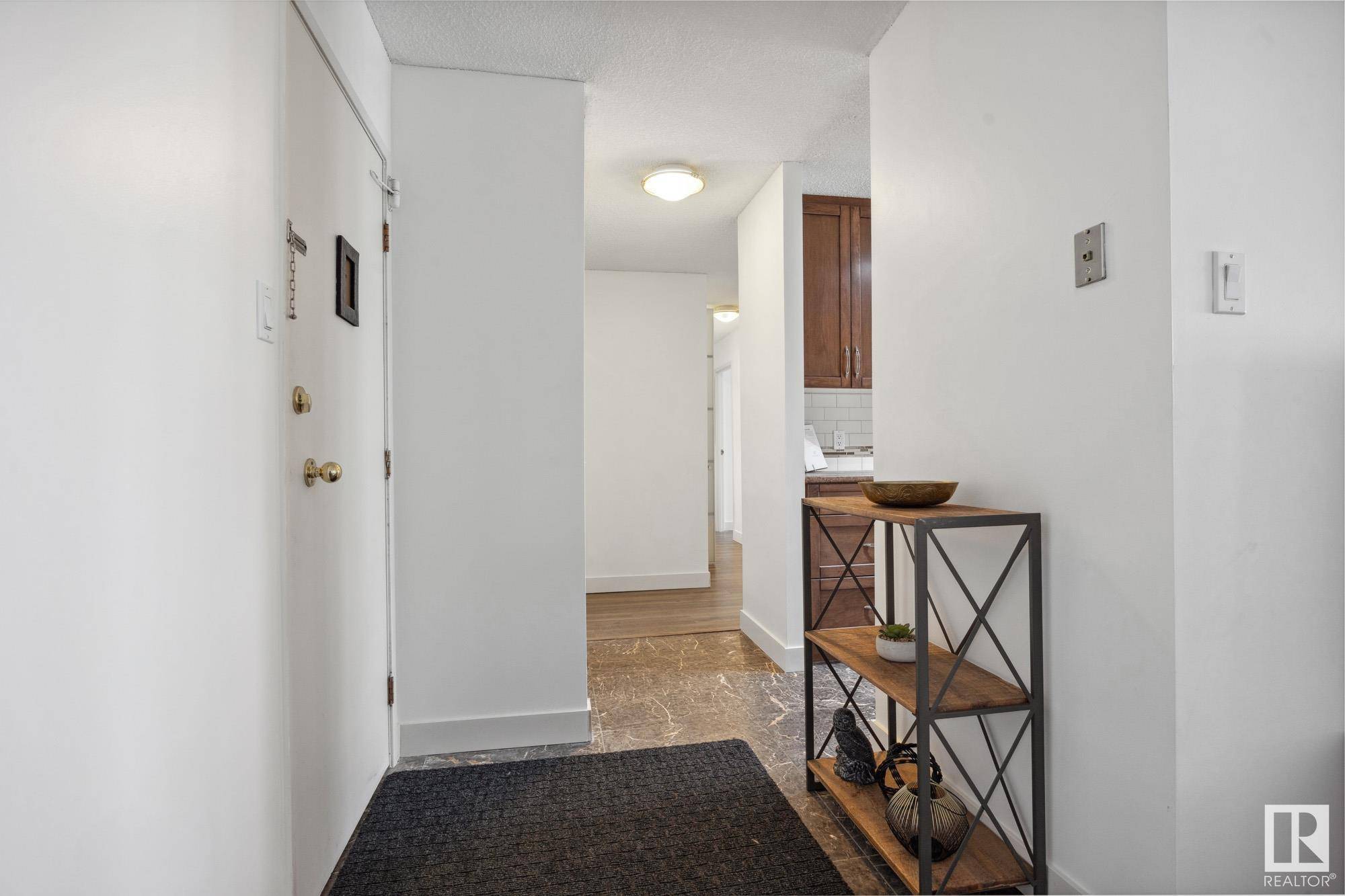 Edmonton, AB T5K 1B5,#1001 9725 106 ST NW