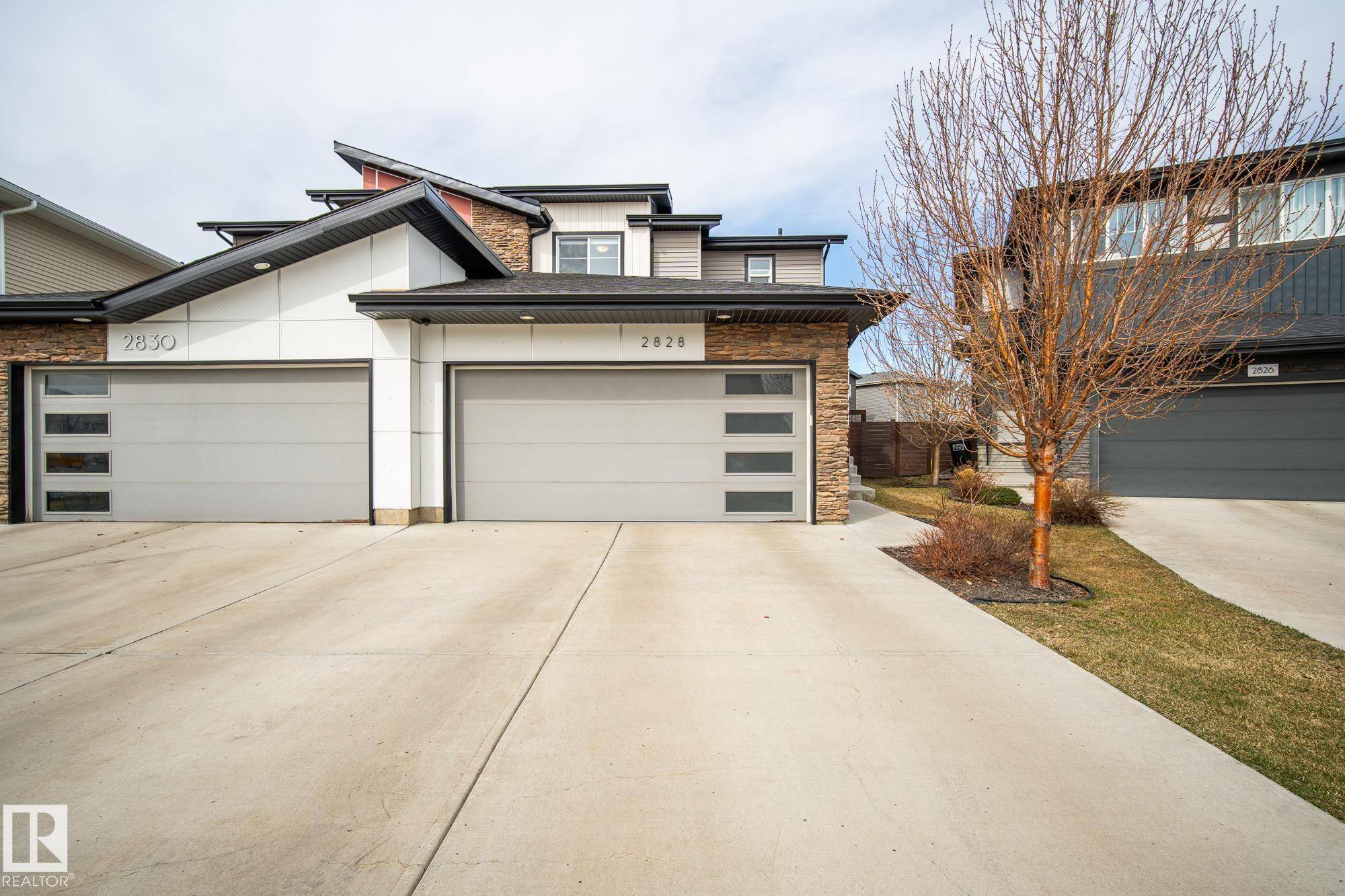2828 KOSHAL CR SW, Edmonton, AB T6W 3J7