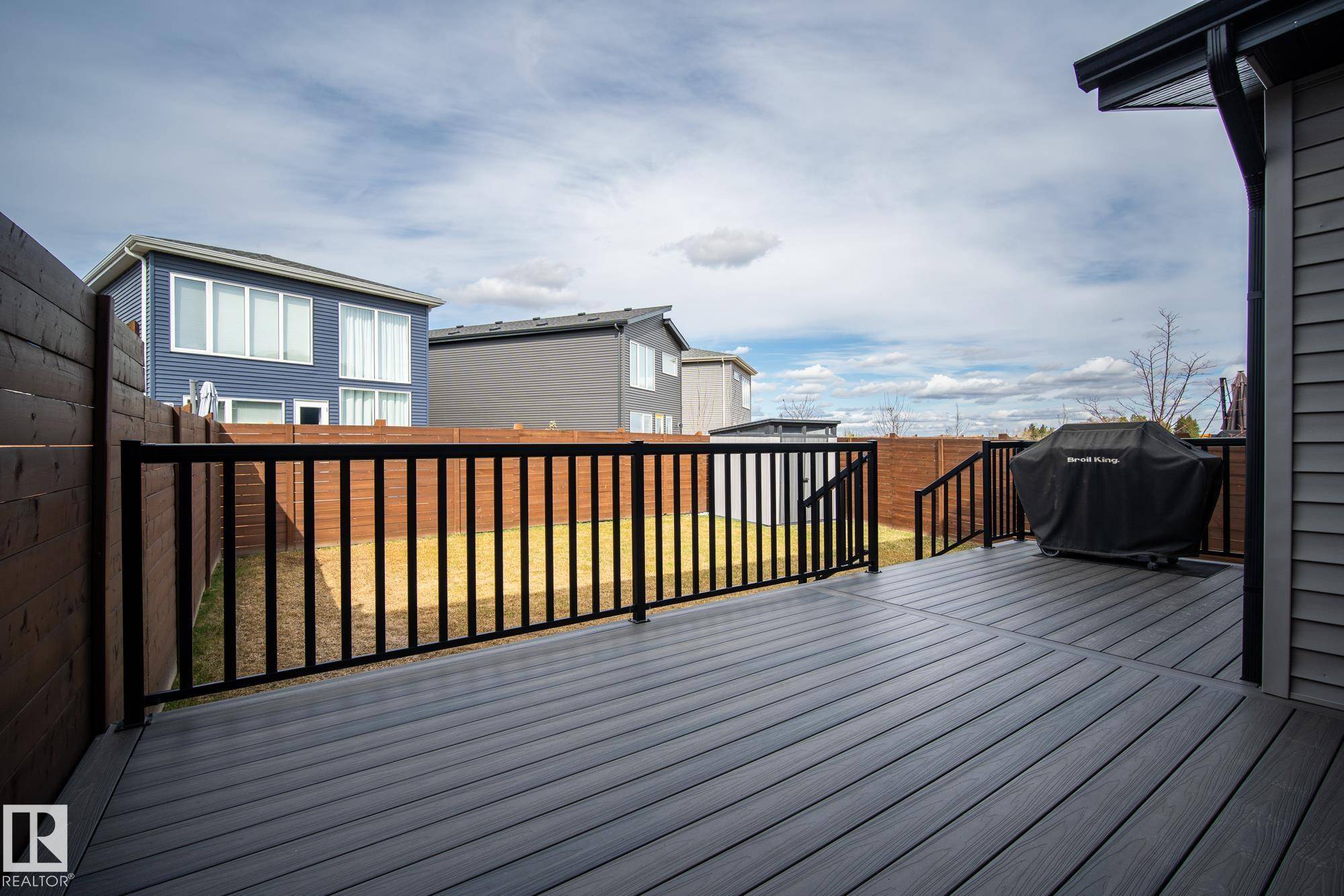 Edmonton, AB T6W 3J7,2828 KOSHAL CR SW