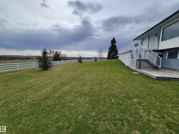 Drayton Valley, AB T7A 2A2,2050 43 ST