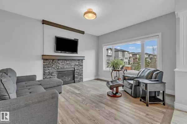 Edmonton, AB T5S 0H3,2048 REDTAIL CM NW NW
