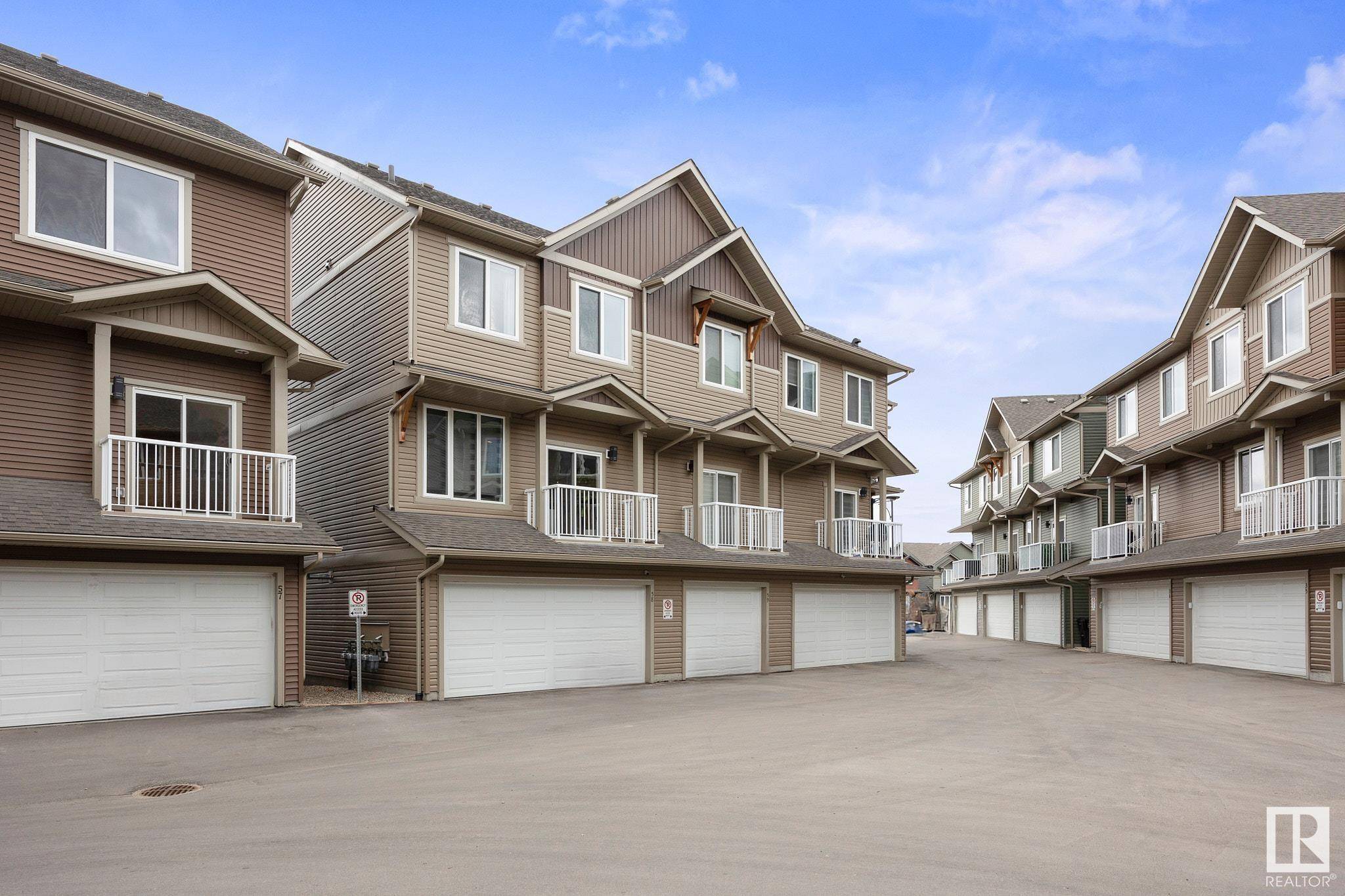 Edmonton, AB T6W 3C8,#58 1051 Graydon Hill BV SW