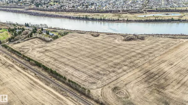 Rural Sturgeon County, AB T8L 5C8,Old Fort Trail Lamoureux DR S