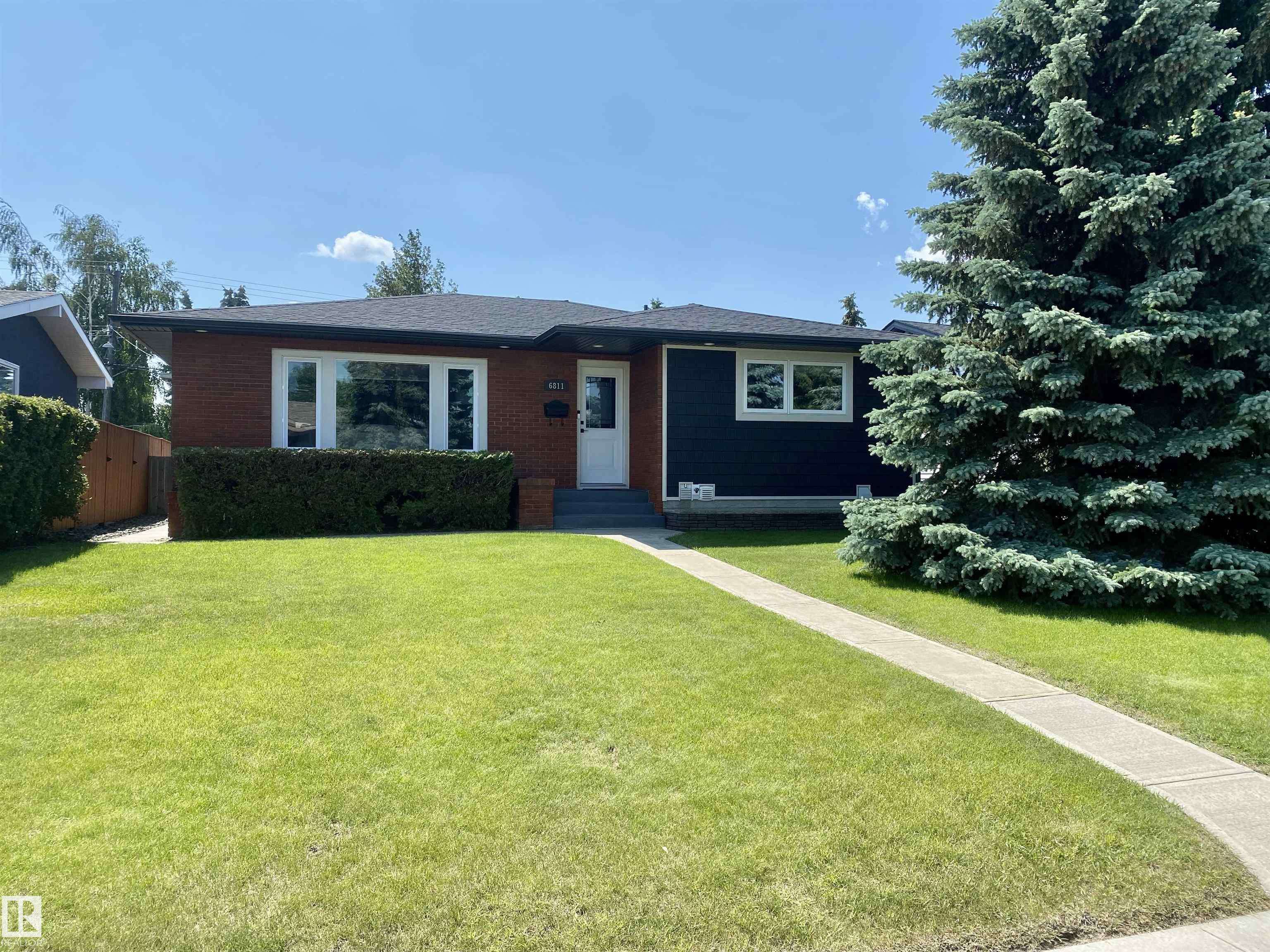 Edmonton, AB T6A 0B9,6811 98A AV NW