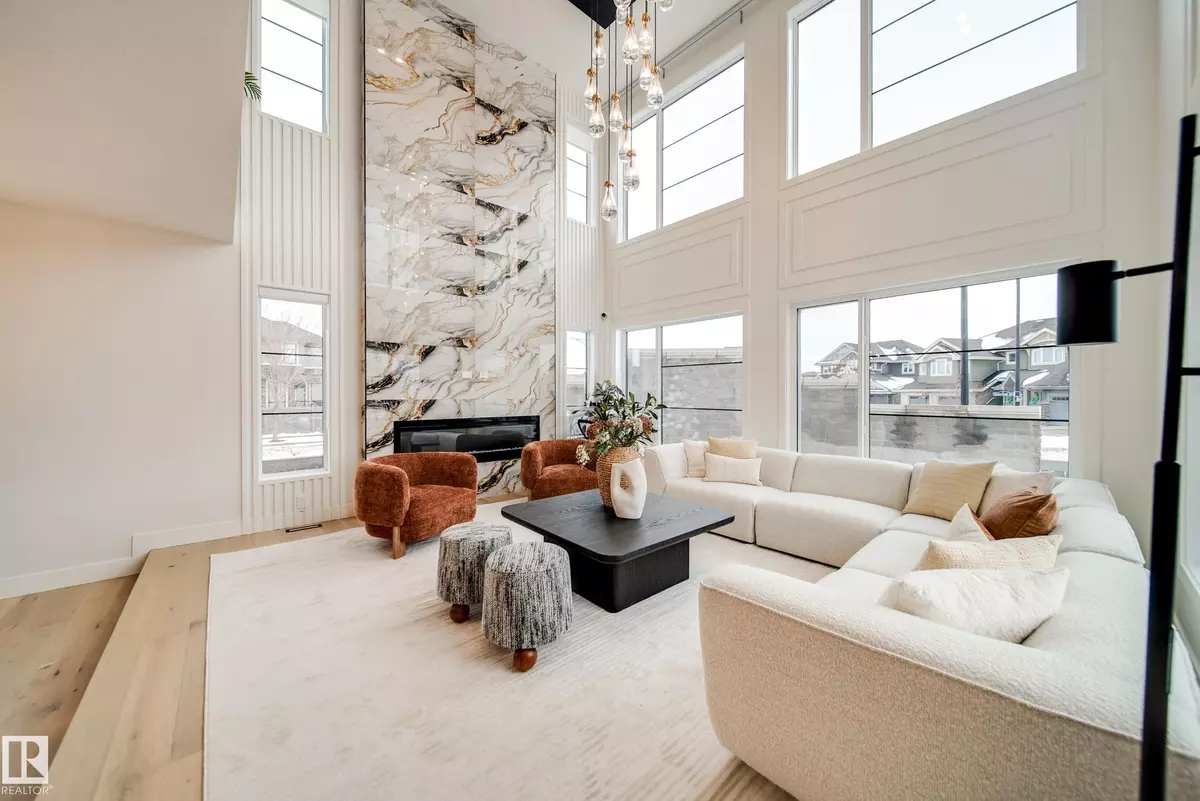 Edmonton, AB T5T 4V2,4015 GINSBURG CR NW