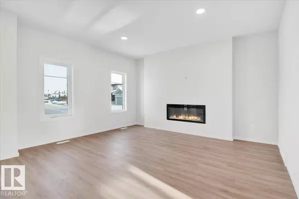 Spruce Grove, AB T7X 4B7,15 ETON LI