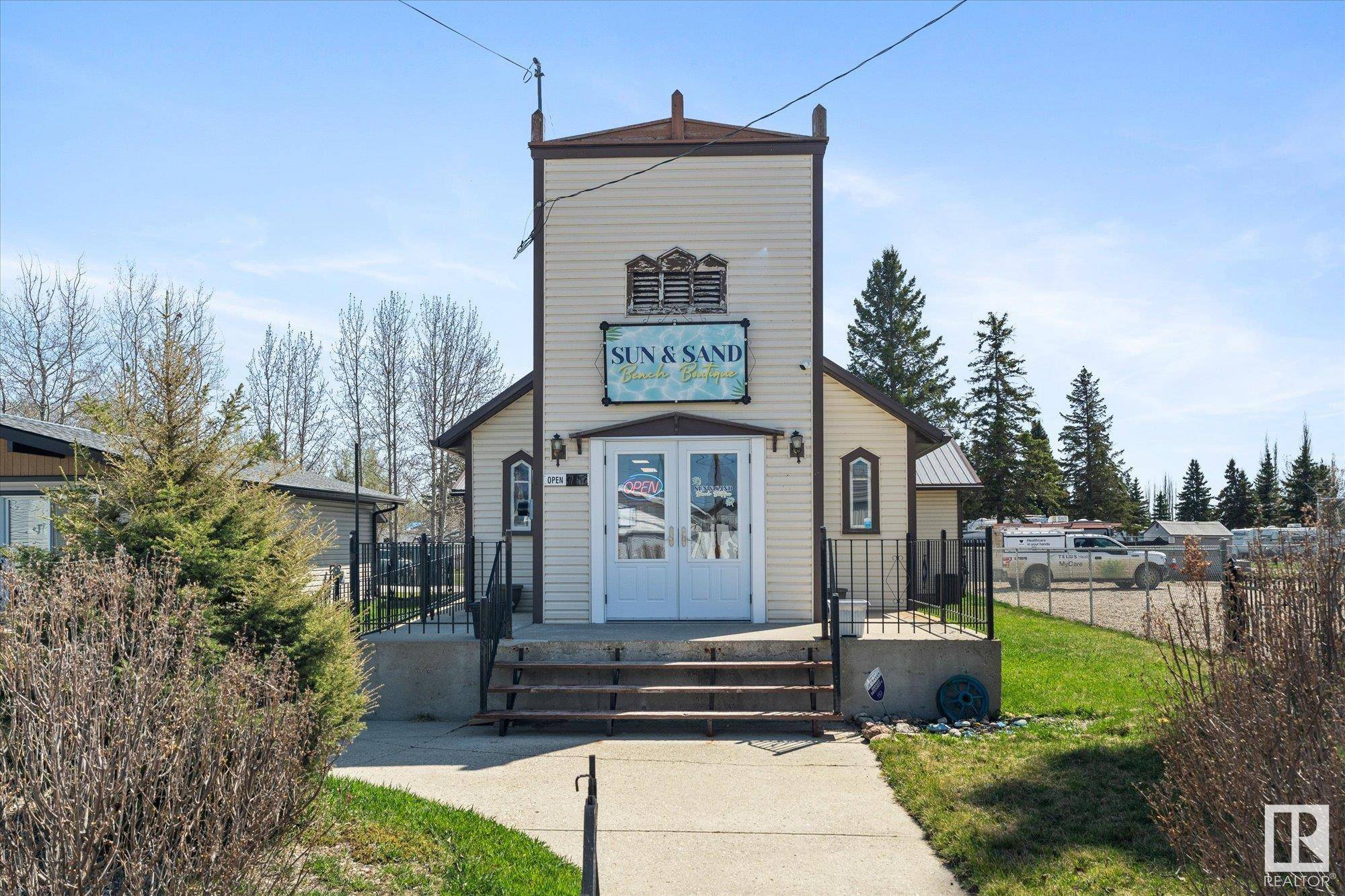 4823 50 AV, Rural Lac Ste. Anne County, AB T0E 0A0