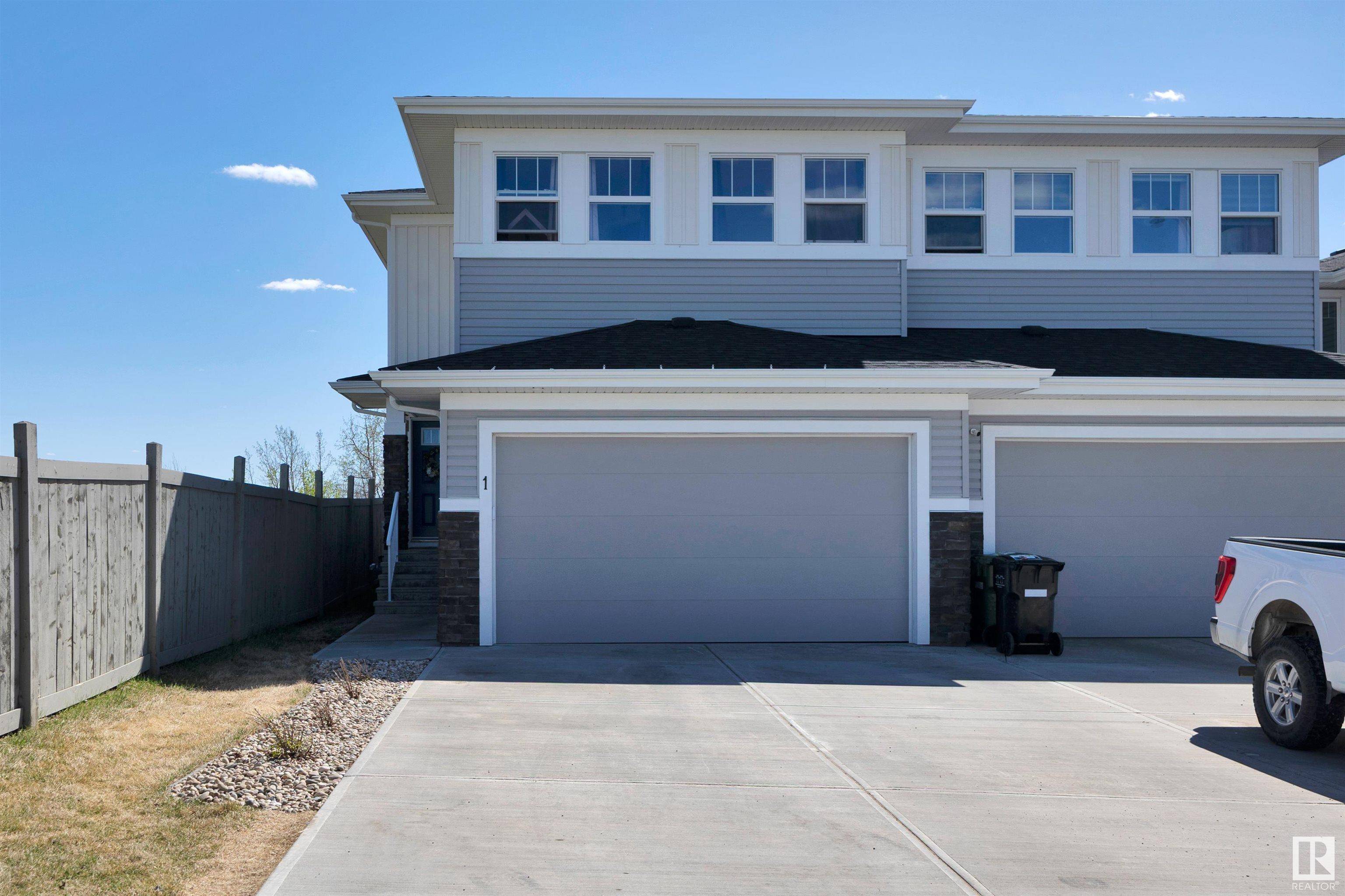 1 ROLSTON CO,  Leduc,  AB T9E 1L1