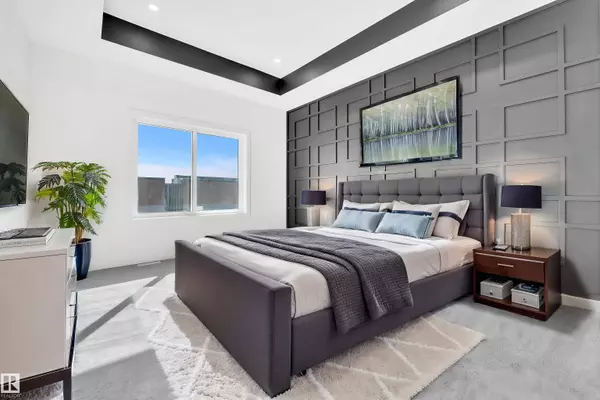 Edmonton, AB T5Y 2R7,15409 20 ST NW NW