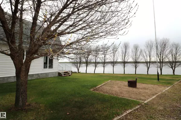 Rural Lac Ste. Anne County, AB T0E 0T0,217, 53414 RGE ROAD 62