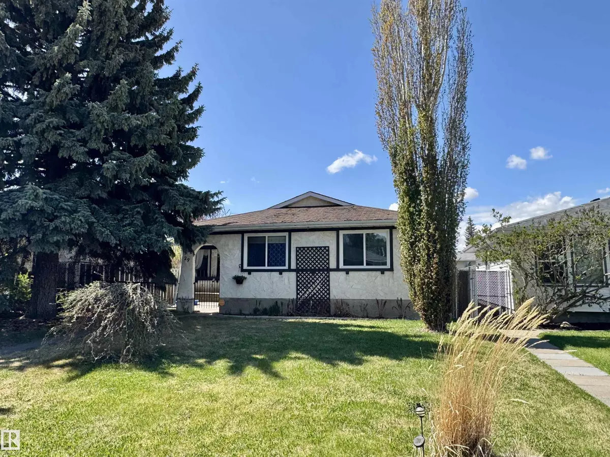 Spruce Grove, AB T7X 1E8,29 BEECHMONT CR