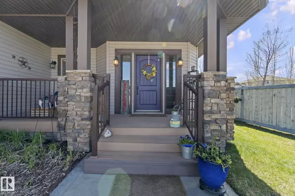 Spruce Grove, AB T7X 0E6,1 DILLWORTH CR