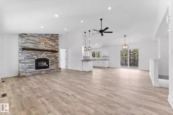 Rural Lac Ste. Anne County, AB T0E 1V0,311 55504 RR 13
