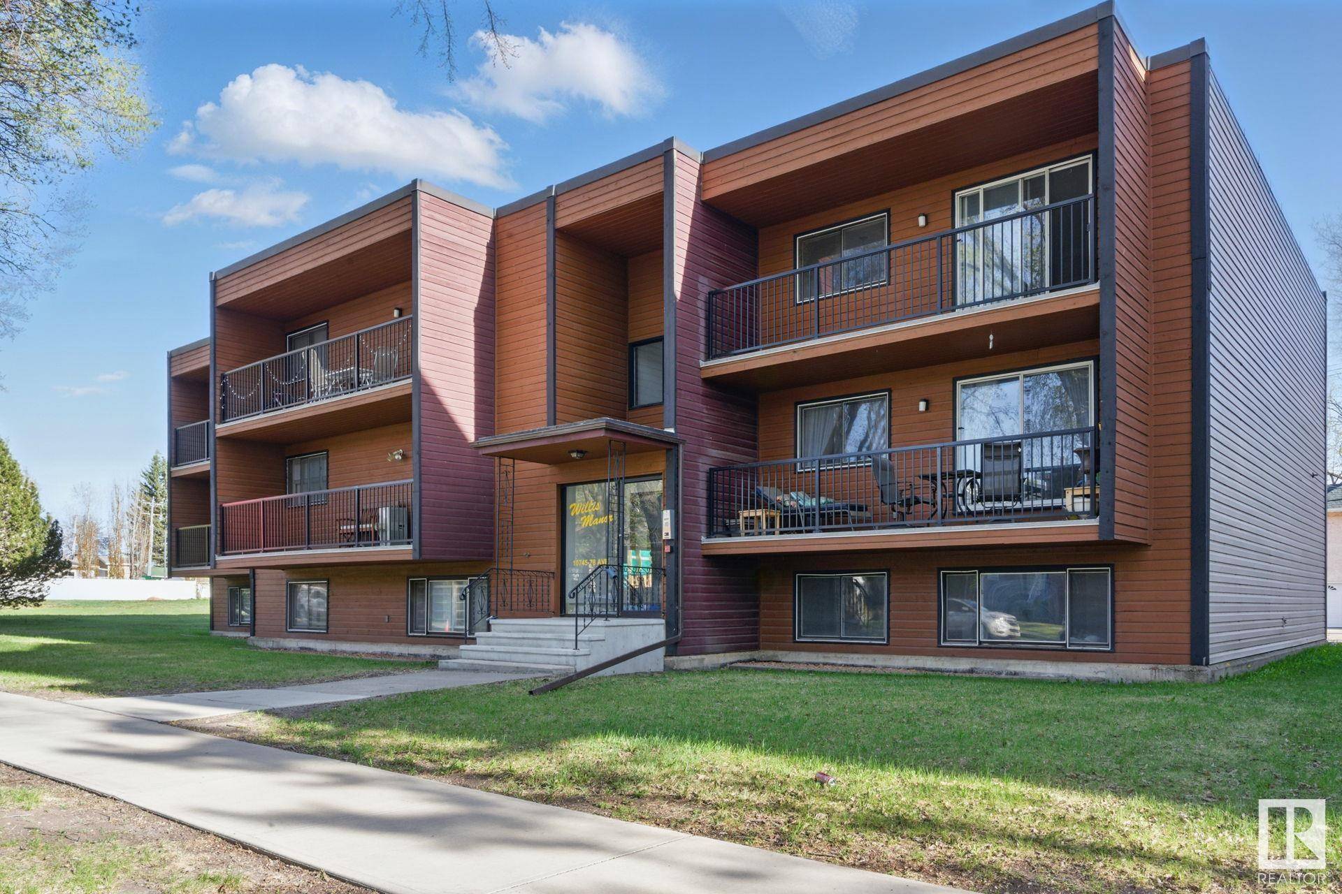 #301 10745 78 ave NW, Edmonton, AB T6E 1P7