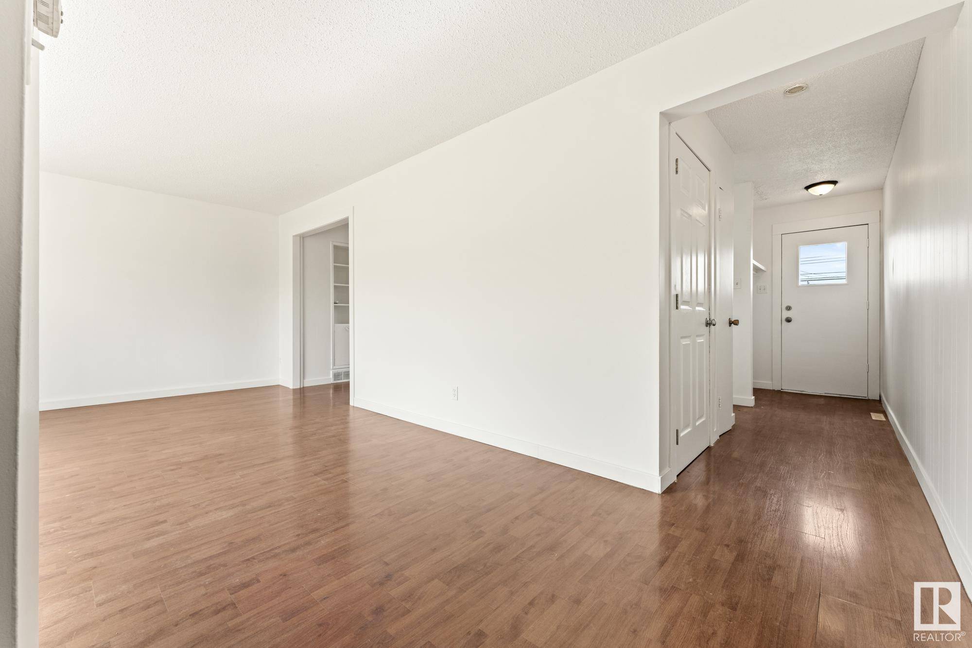 Edmonton, AB T5E 5S4,10306 131A AV NW