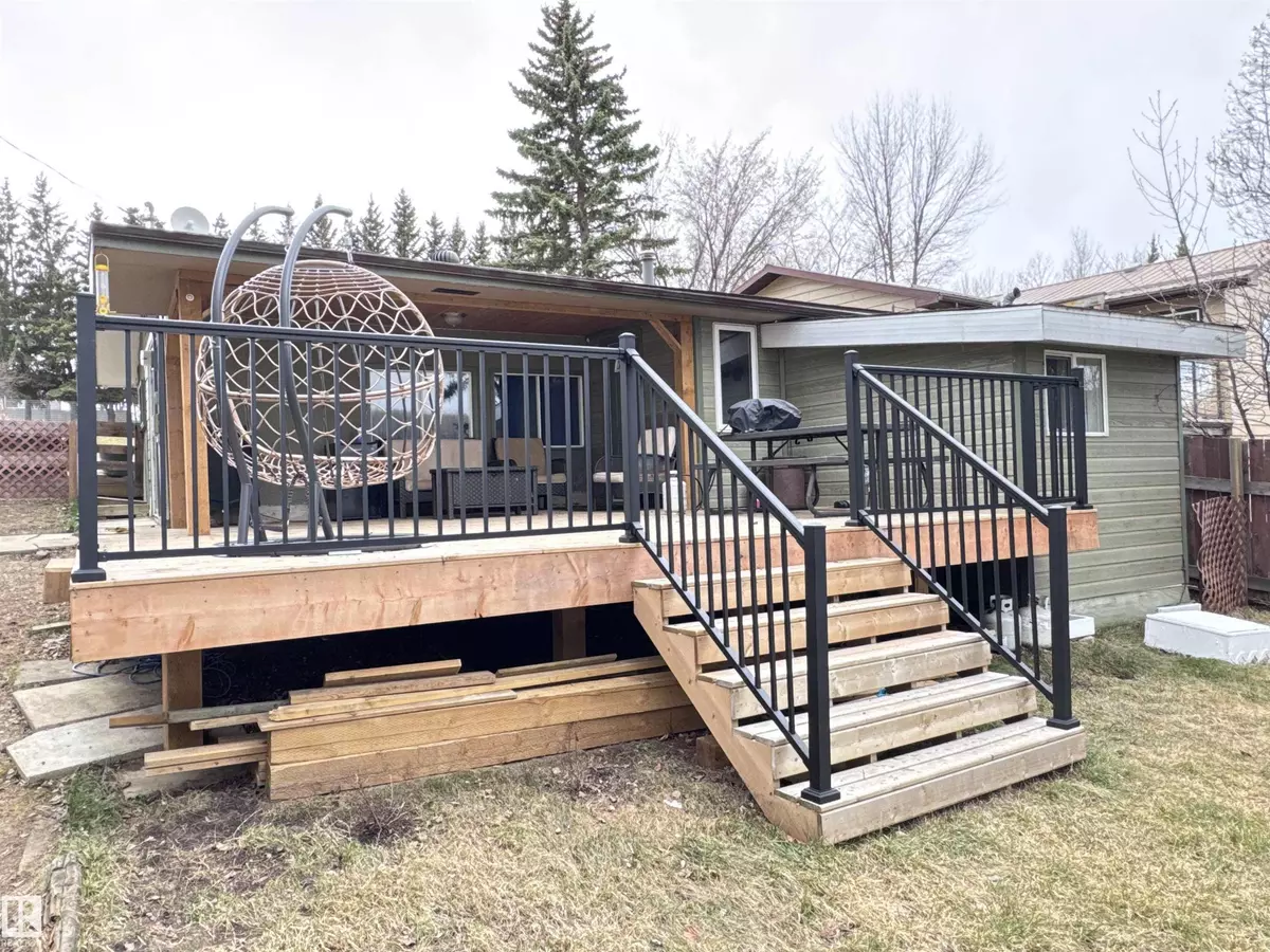 Rural Athabasca County, AB T9S 1R8,835 Baptiste DR