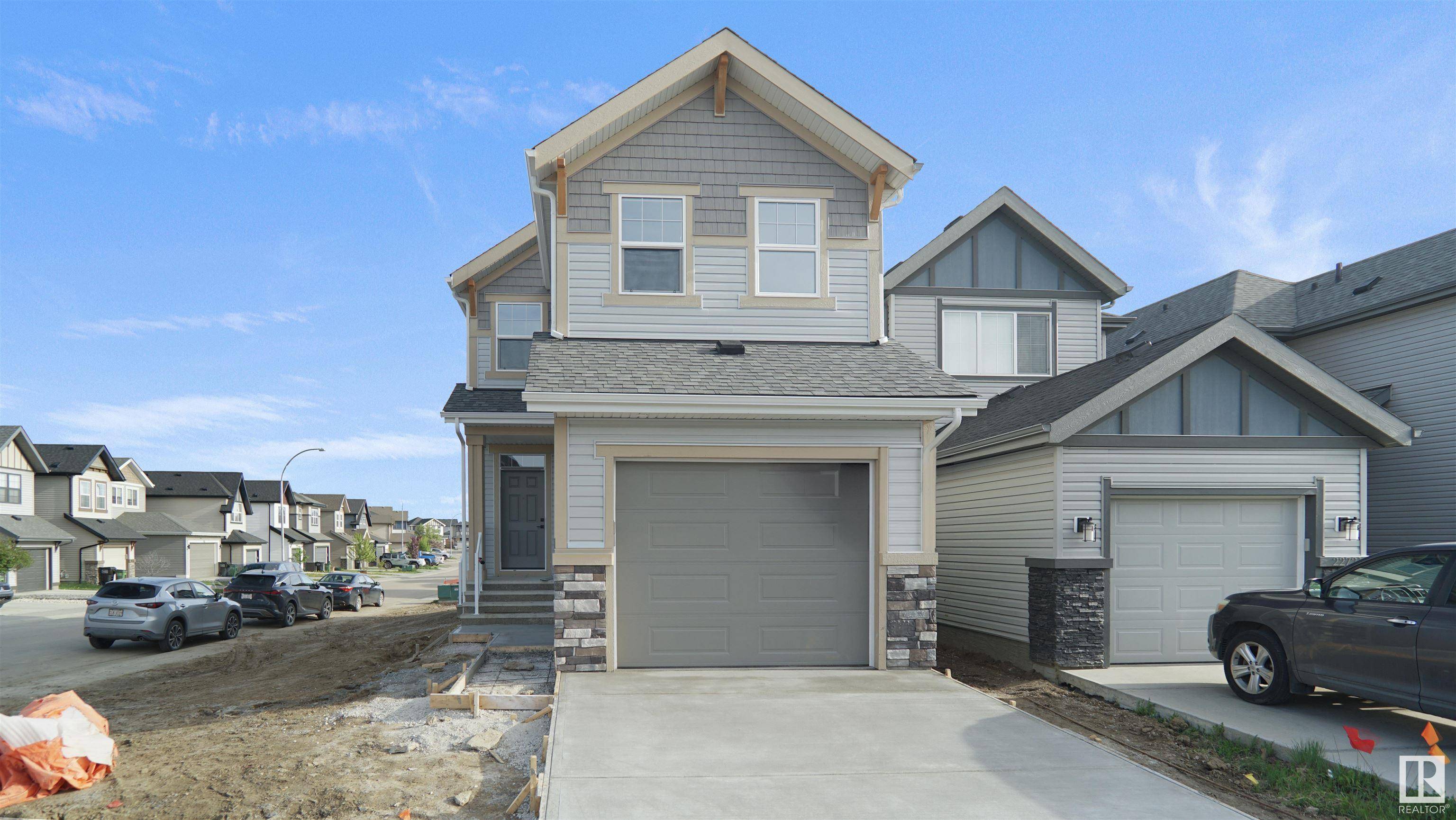 22717 95A AV NW, Edmonton, AB T5T 7H5