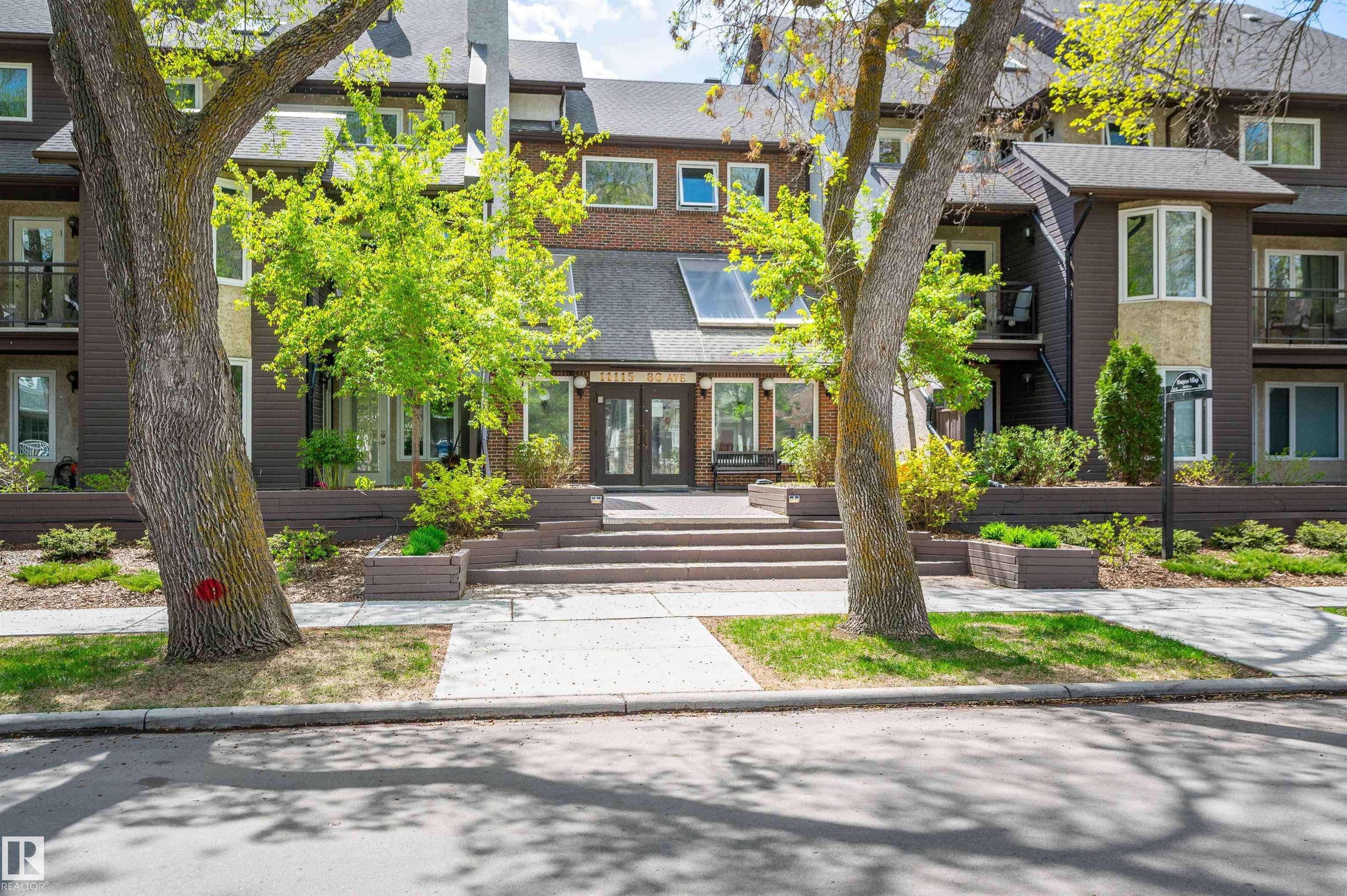 Edmonton, AB T6G 0R4,#306 11115 80 AV NW