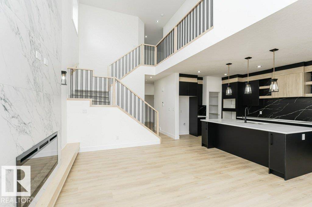 Spruce Grove, AB T7X 2W6,23 Penn PL