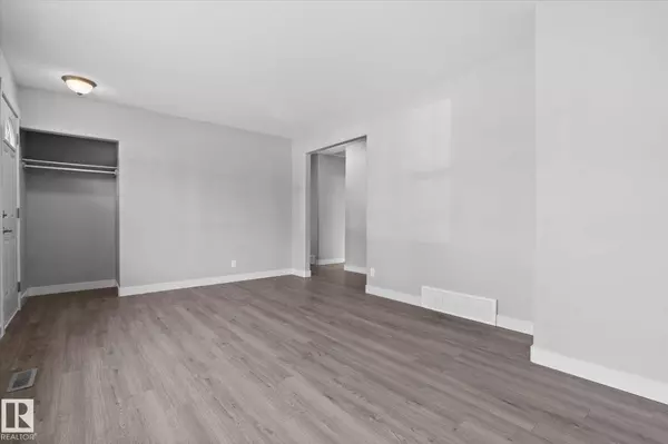 Vegreville, AB T9C 1C4,5325 46 ST