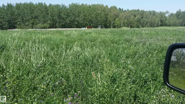 Rural Sturgeon County, AB T8T 0A6,54228 RR 245