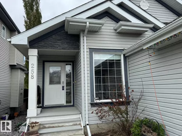 Edmonton, AB T6R 3G5,258 Hilliard Green NW