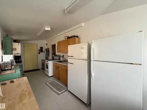 Rural Lac Ste. Anne County, AB T0E 0A0,5127 50 AV