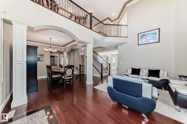 Edmonton, AB T5A 3V4,16104 136 ST NW