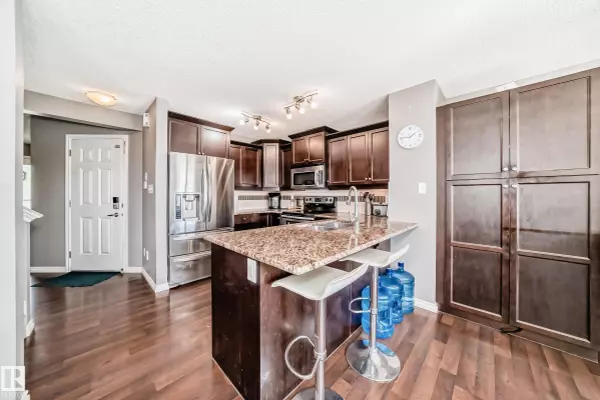 Edmonton, AB T6T 0N7,2909 18A AV NW