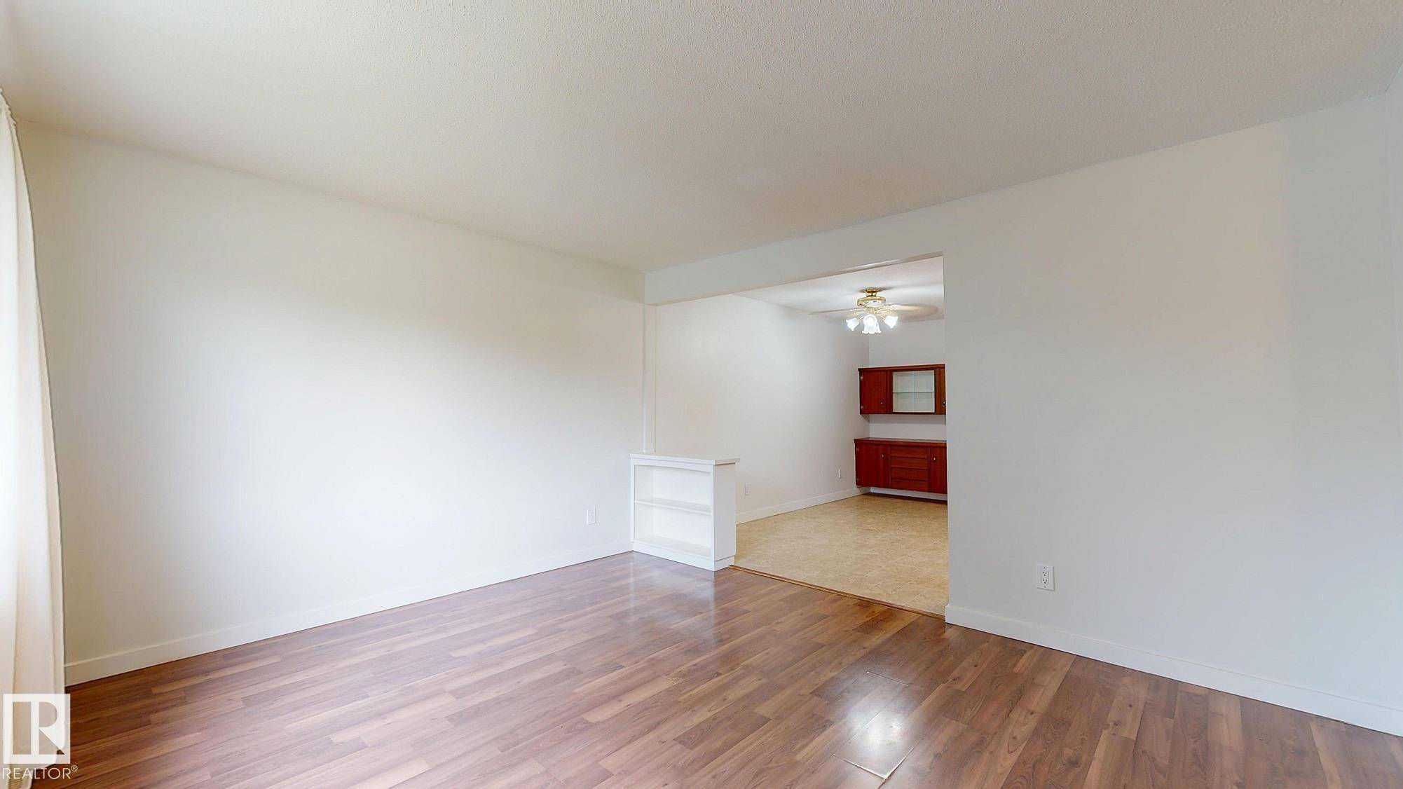 Edmonton, AB T5P 2C5,10618 153 ST NW
