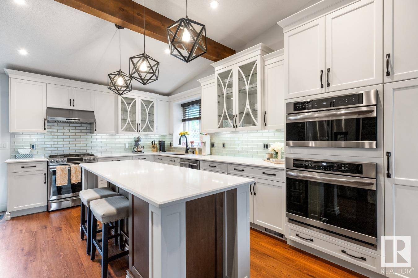 Sherwood Park, AB T8A 4K7,651 VILLAGE DR