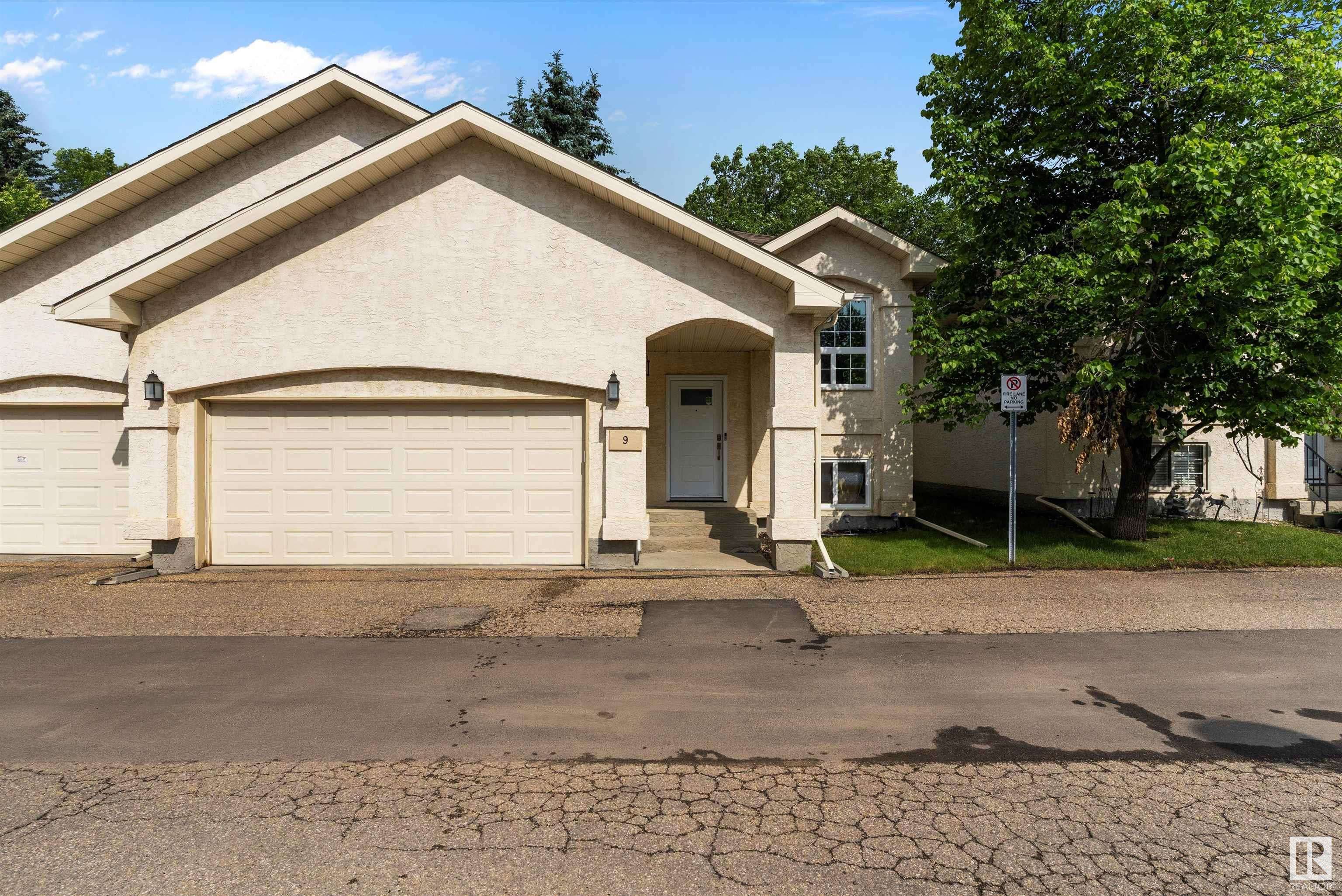Edmonton, AB T6L 6H3,#9 4630 17 AV NW